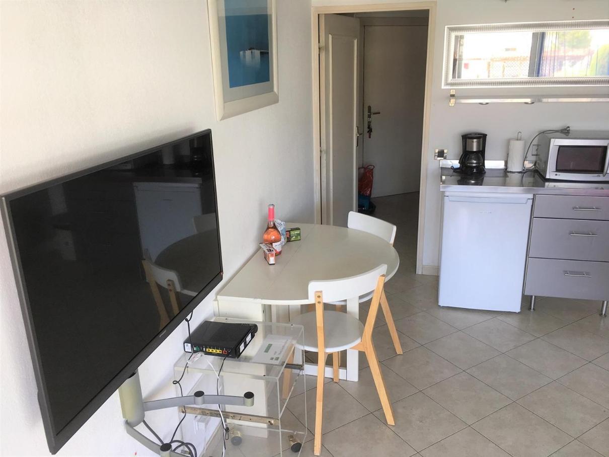 Agreable Appartement 4 Personnes A Villeneuve-Loubet Plage, Piscine, Mer, Commerces A Proximite Εξωτερικό φωτογραφία